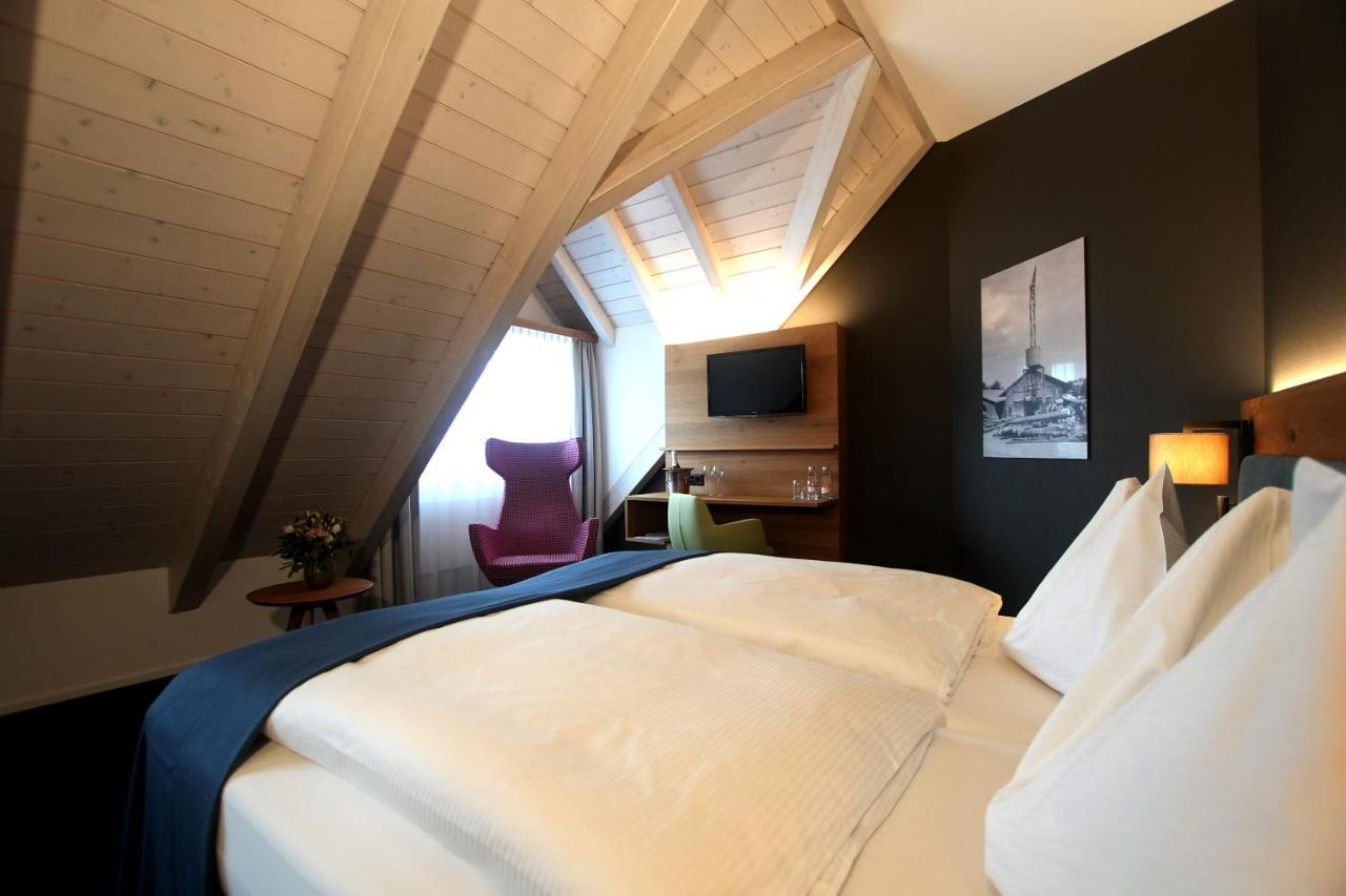Hotel-Restaurant Löwen Dielsdorf Buitenkant foto