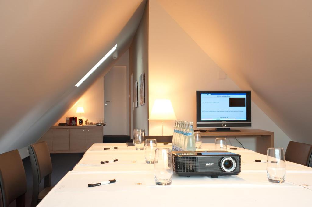 Hotel-Restaurant Löwen Dielsdorf Buitenkant foto