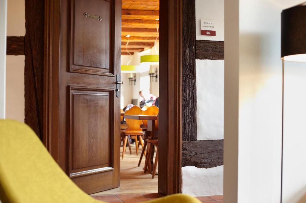 Hotel-Restaurant Löwen Dielsdorf Buitenkant foto